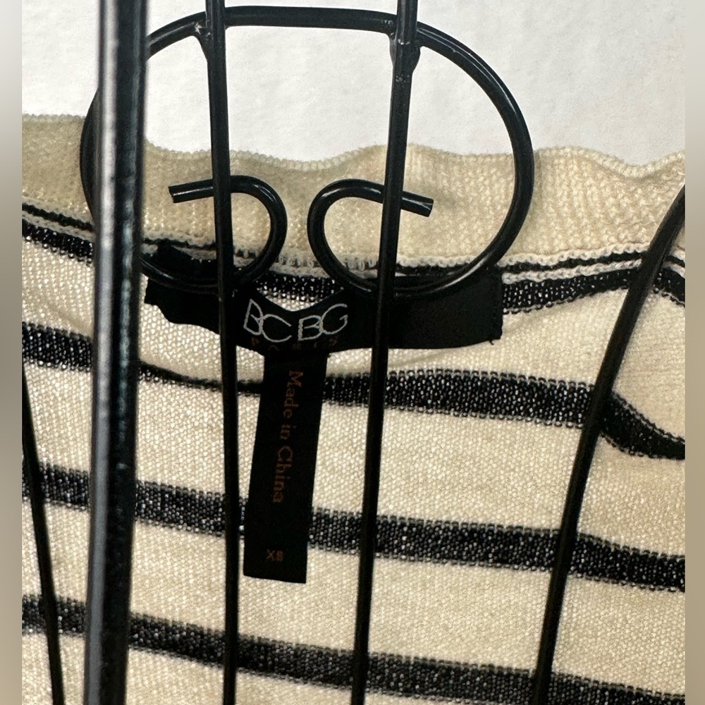 BCBG long sleeves Cardigan, size S, White and Blue Stripes - Picture 3 of 3